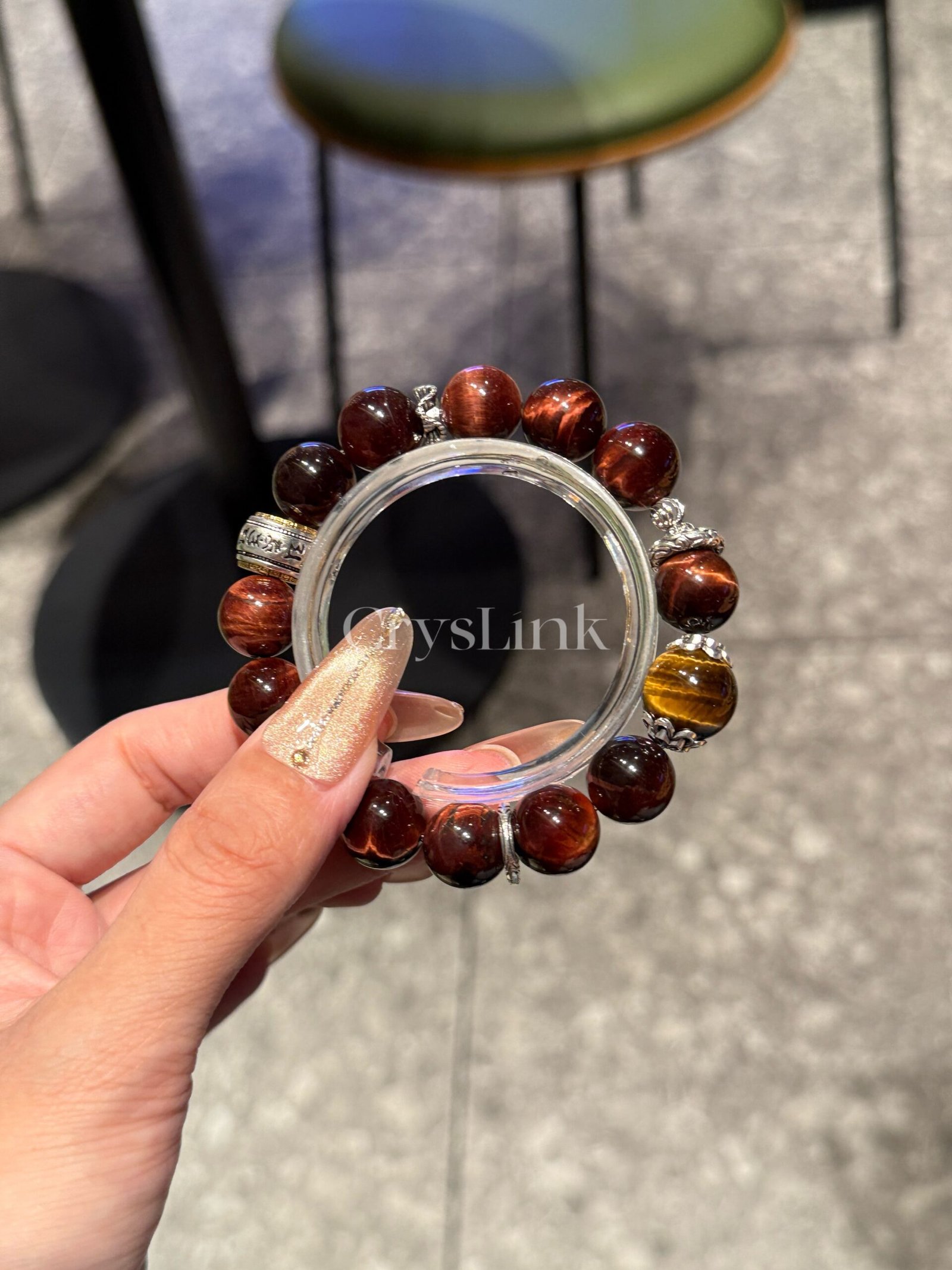 Fireheart Resilience Bracelet - Image 3